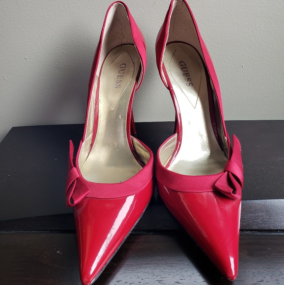 Guess Red Pointy Toe Heels